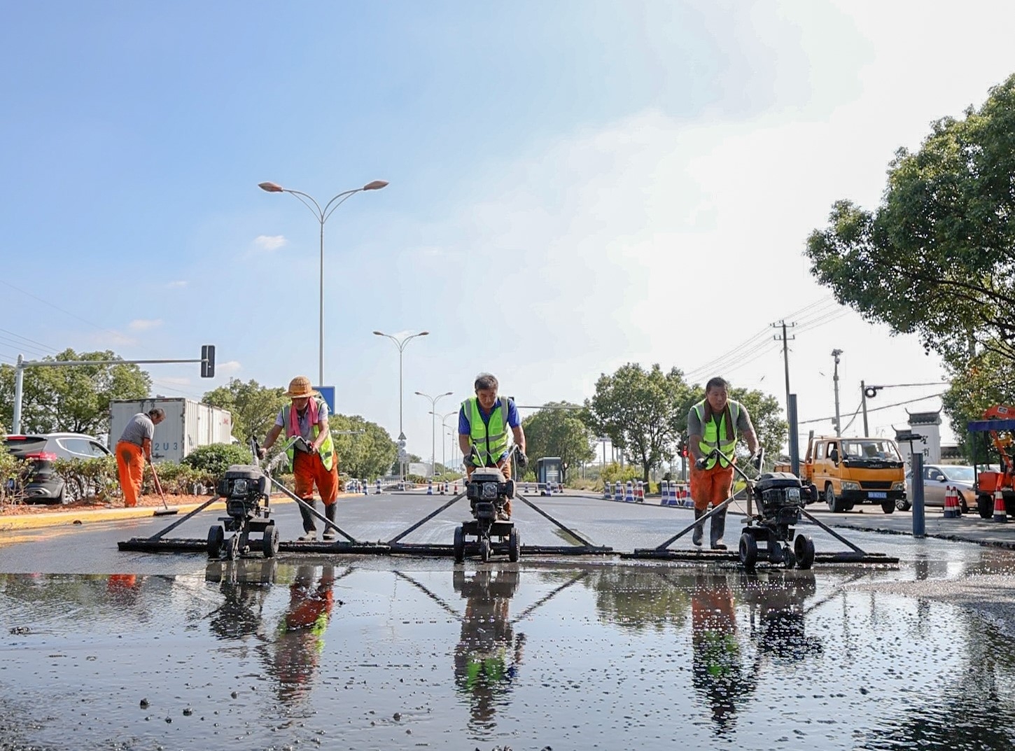半柔性路面抗車(chē)轍技術(shù)
