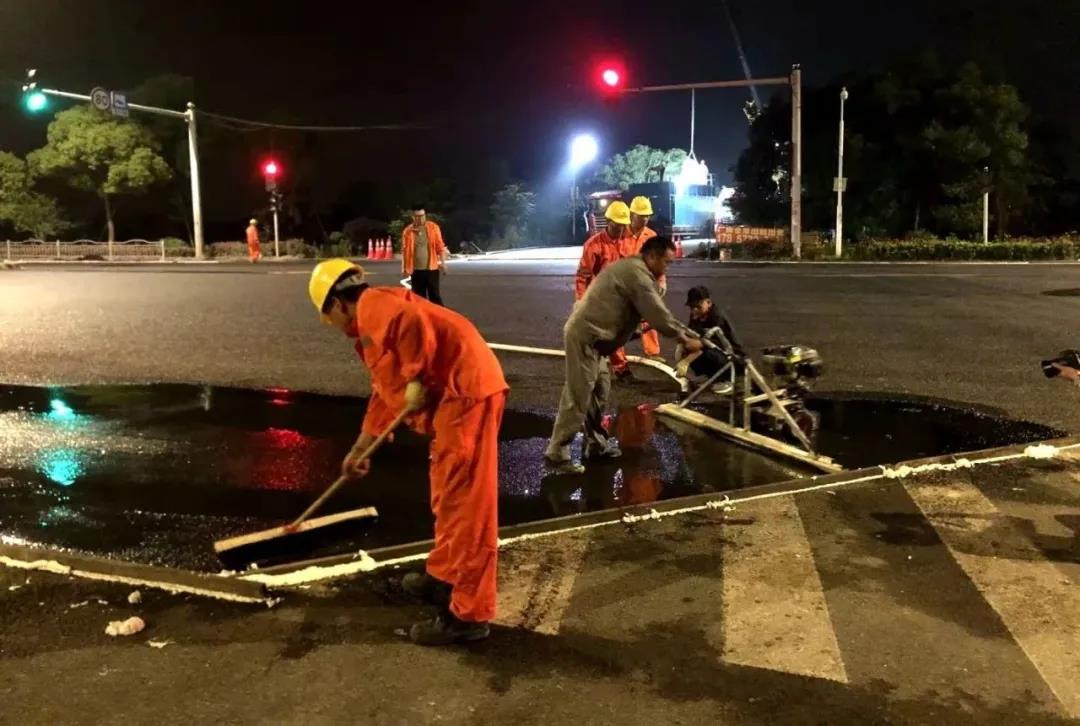 “剛?cè)岵?jì)”讓路面內(nèi)外兼修